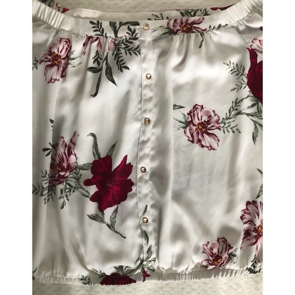 DYNAMITE semi crop top - XS - Picture 3 of 5